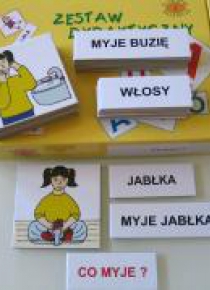 Zestaw dydaktyczny. Co myje?