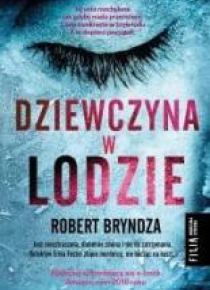 Dziewczyna w lodzie