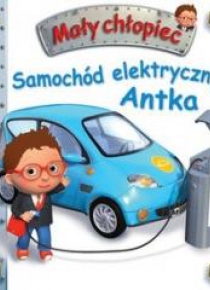 Mały chłopiec. Samochód elektryczny Antka